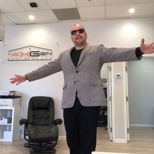 Meet your Posher, Jorge